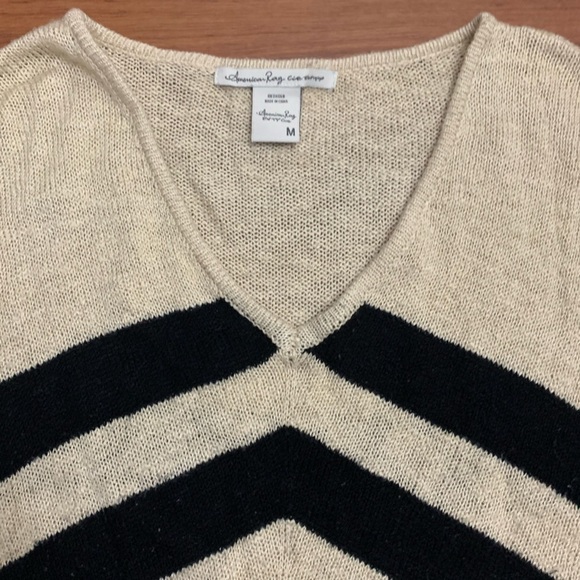 American Rag Y2K Chevron Striped Sweater - Picture 3 of 13